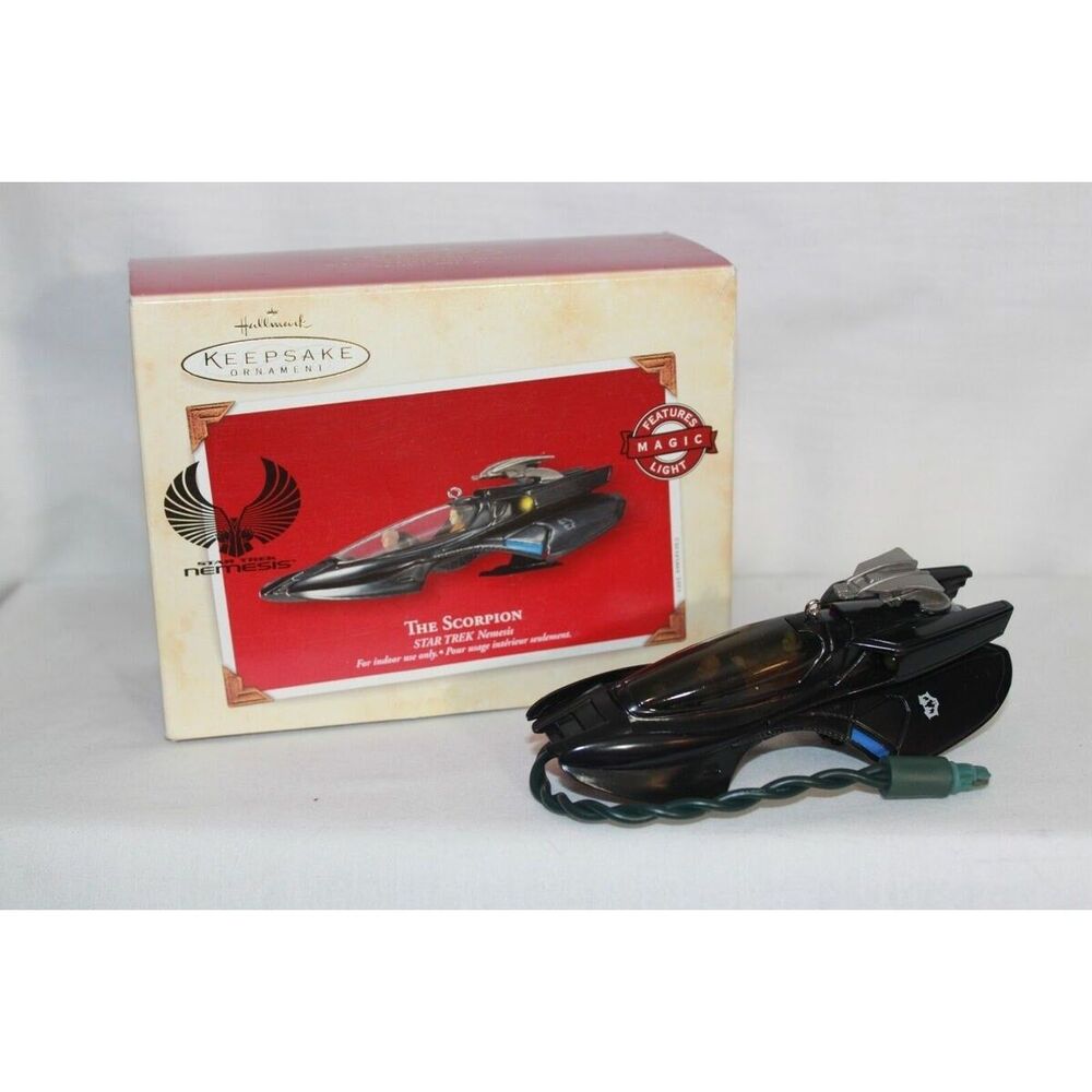 Hallmark Keepsake The Scorpion Star Trek Nemesis Ornament Magic Light 2003 New